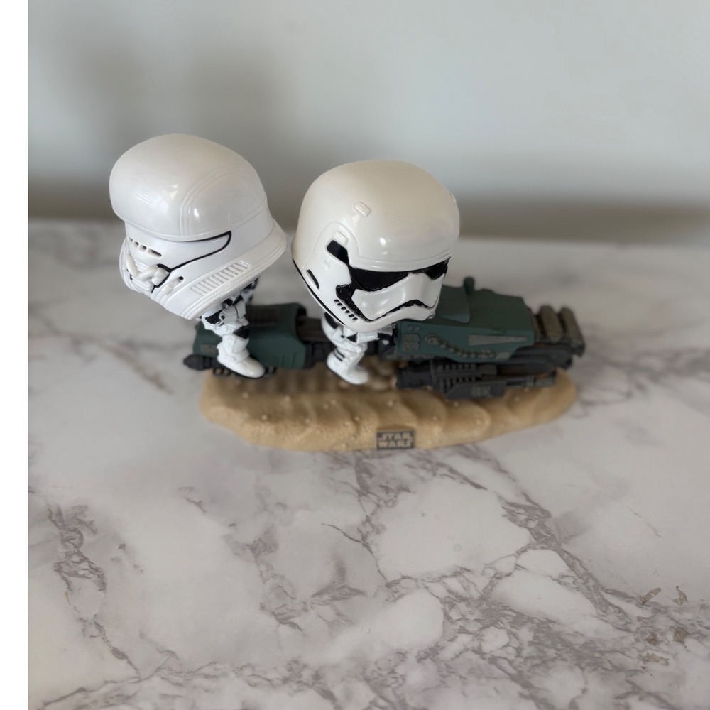 Star‎ Wars First Order Stormtrooper Funko POP! Rides Speeder Bike Figurine